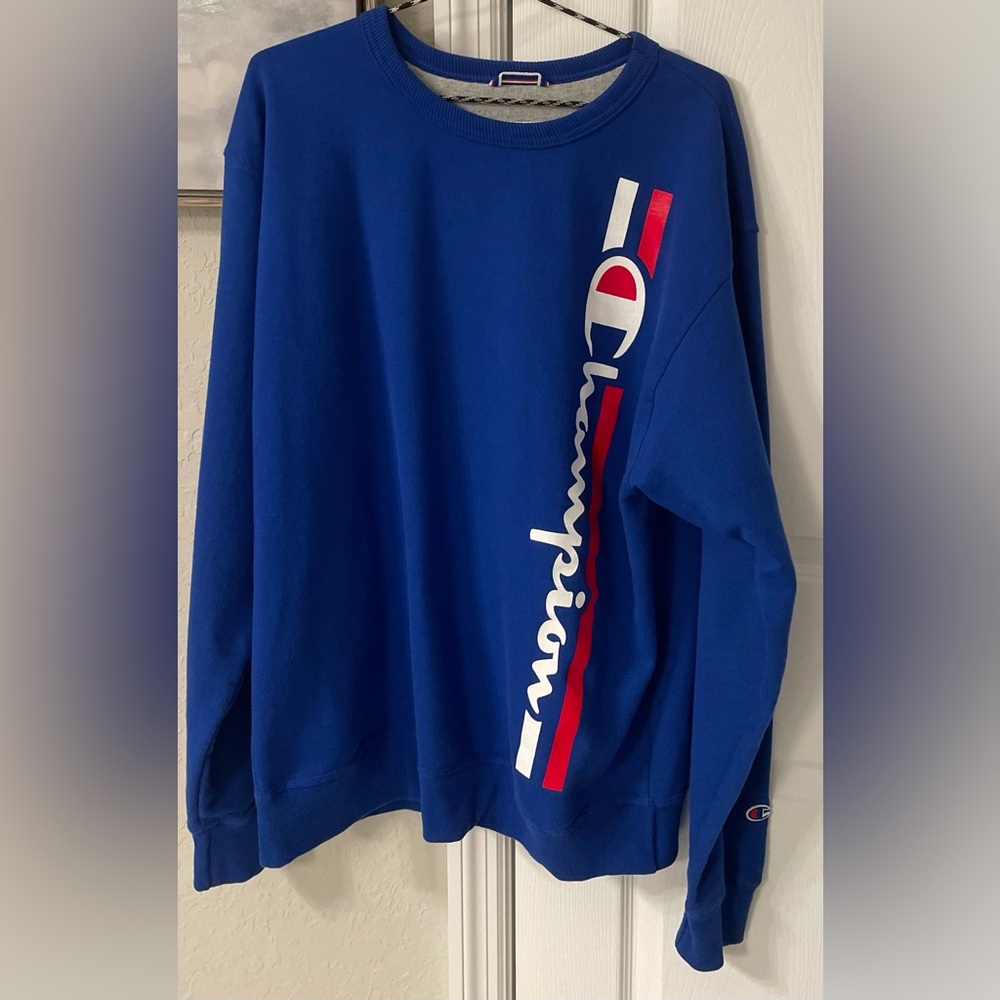 Champion Men’s Blue Vertical Spellout Crewneck Pullover L/S Sweatshirt/L-EUC